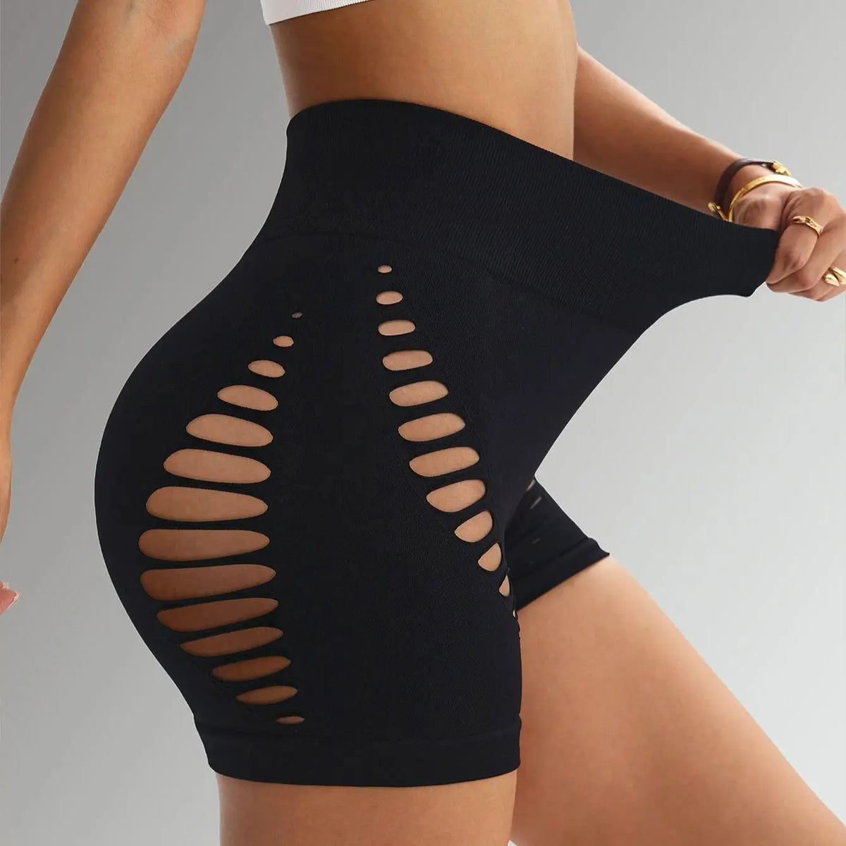 Cut-Out Seamless Yoga Shorts